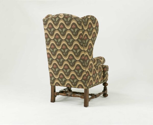 6904 TALL WING CHAIR - Image 4